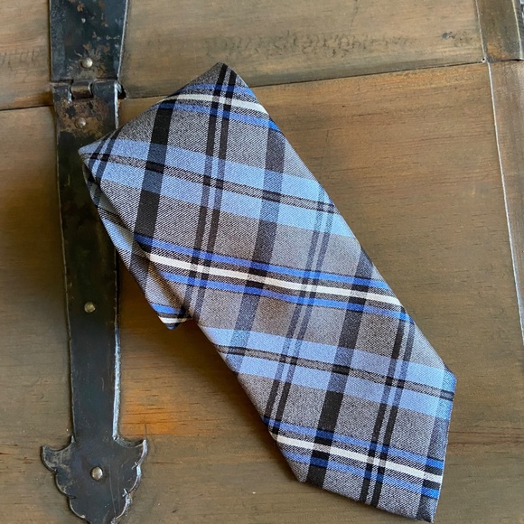 The Tie Bar Silk Tie - Picture 2 of 5